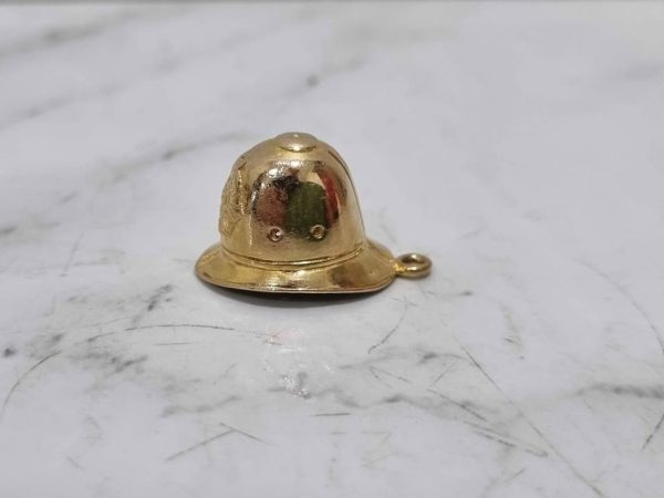 9CT YELLOW GOLD POLICE MAN HAT PENDANT TW384818-6 - Image 2