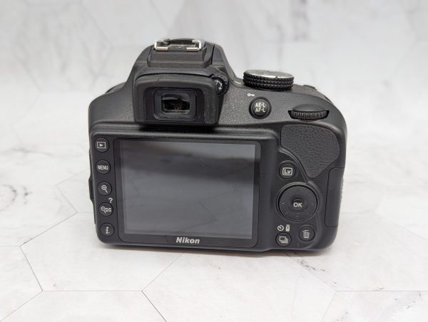 Nikon Camera D3400 With Charger and Case - BP367686 - Image 13