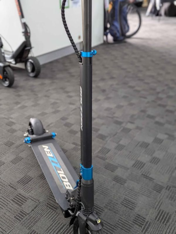 Bolzzen Atom Pro Long-range & Lightweight E-Scooter (4813) - BP381855 - Image 3