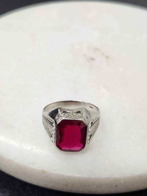 10CT WHITE GOLD RING WITH RED STONE #GN387419 - Image 10