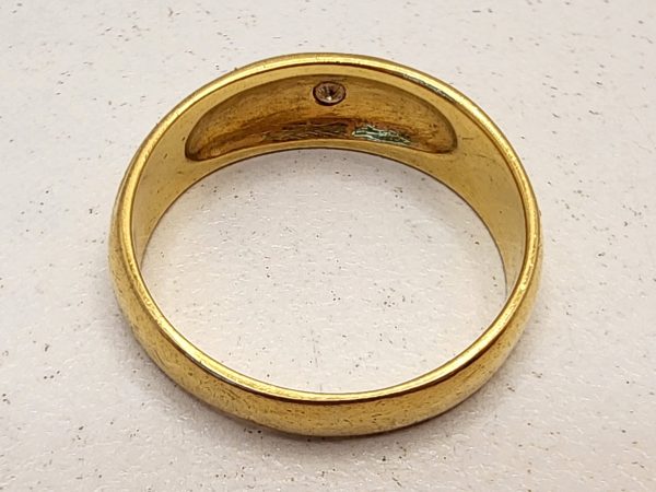 Unisex 18CT Yellow Gold Ring with Single Embedded  Diamond - IP351828 - Image 13