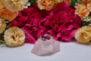 14ct White Gold Three Stone Ring TW371689