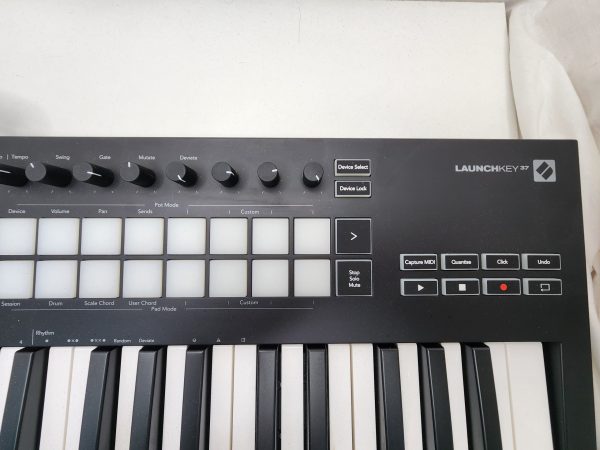 LaunchKey 37 (MK3) Keyboard - IP388476 - Image 8
