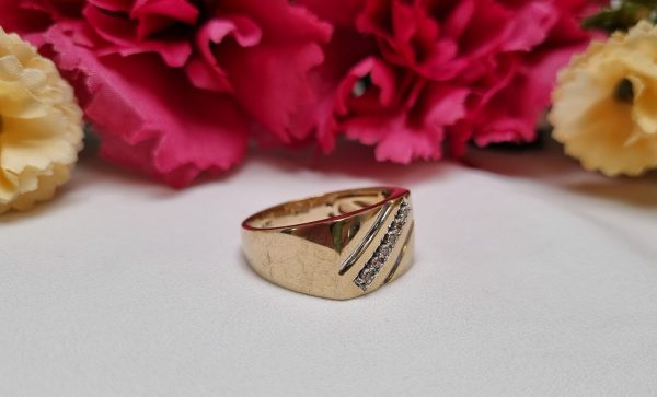 9ct Yellow Gold Signet Dress Ring TW386173 - Image 3