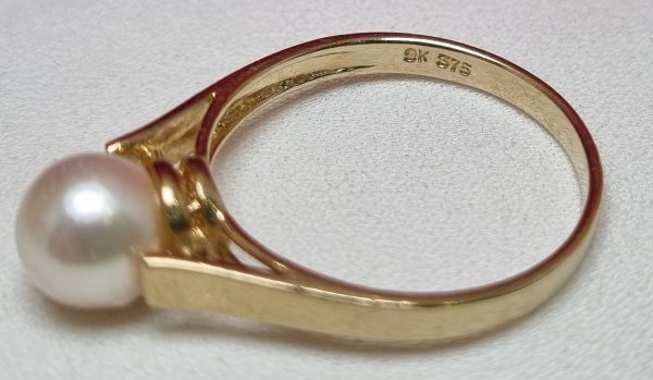 9ct Yellow Gold Pearl Solitaire Ring TW383748 - Image 3