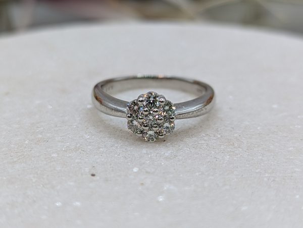 Ladies 18CT White Gold Diamond Ring (4.7gms) - BP385232 - Image 2