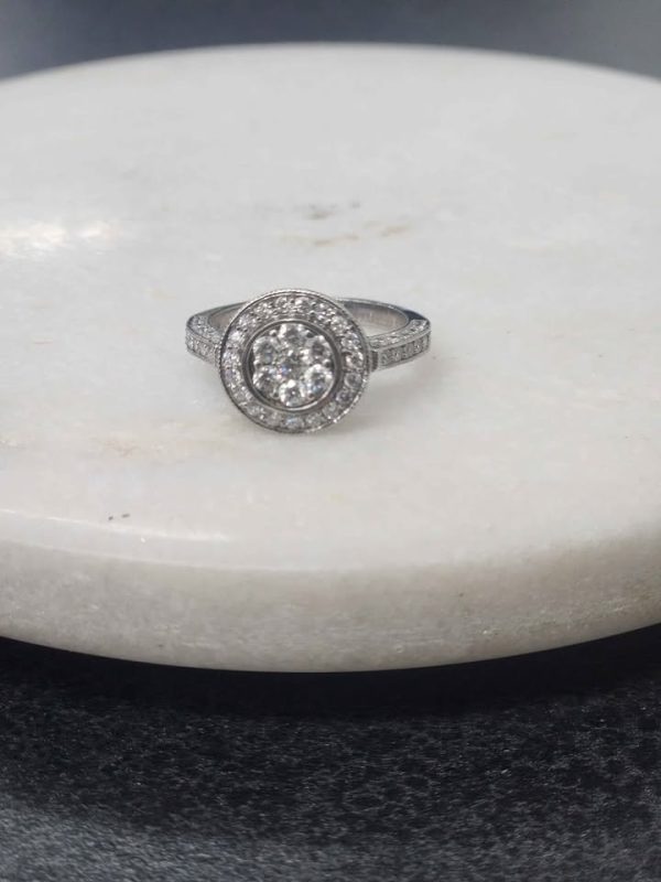 18CT WHITE GOLD DIAMON RING #GN355455 - Image 7