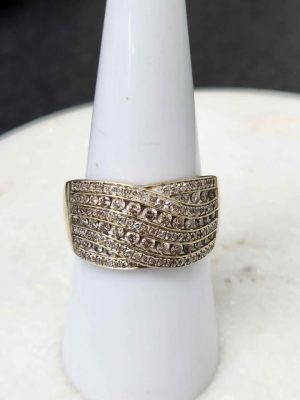 9CT YELLOW GOLD DIAMOND RING @GN387794