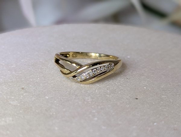Ladies 9ct Gold Diamond Ring - BP370830 - Image 4