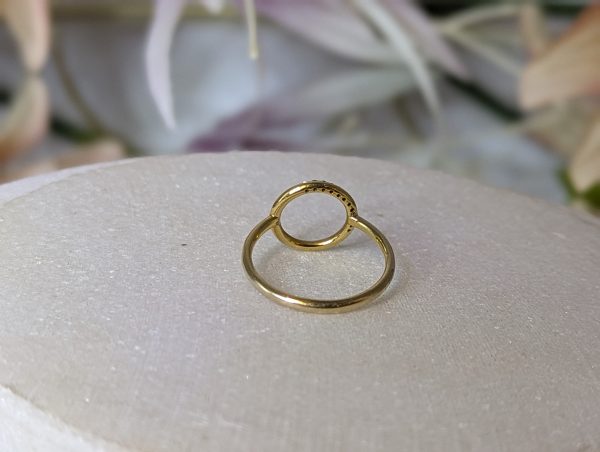 Ladies 9ct Gold Circle Ring - BP383269 - Image 2