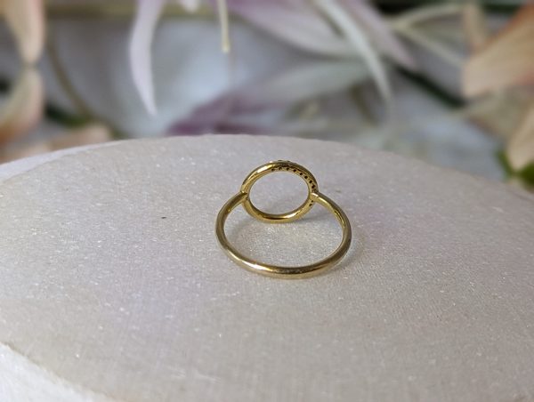 Ladies 9ct Gold Circle Ring - BP383269 - Image 9