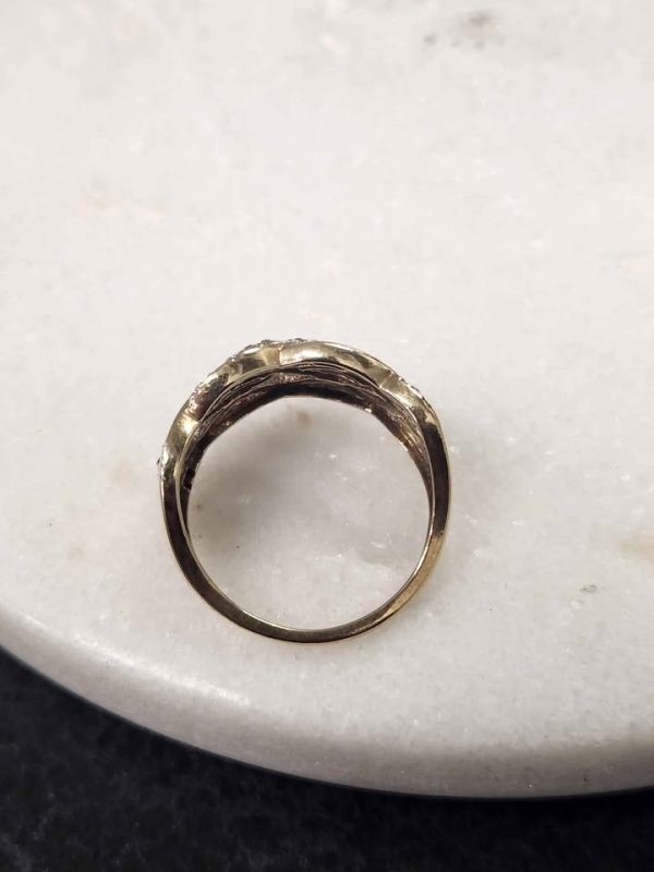 9CT YELLOW GOLD RING #GN388200 - Image 2
