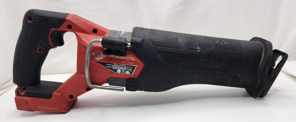 Milwaukee M18 Reciprocating Saw w 12.0Ah Battery - IP389598 - Image 14