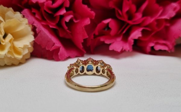 9ct Yellow Gold Blue Stone Ring TW376650 - Image 8