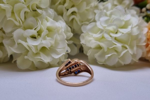 10ct Yellow Gold Channel Set Blue Stone Ring TW381886 - Image 8