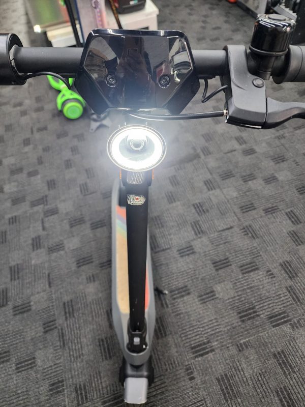 NIU Electric Kick Scooter KQi2 Pro with Charger - IP389323 - Image 16