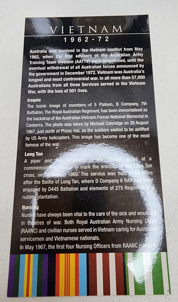 Vietnam War Medallion Set - IP391410 - Image 2