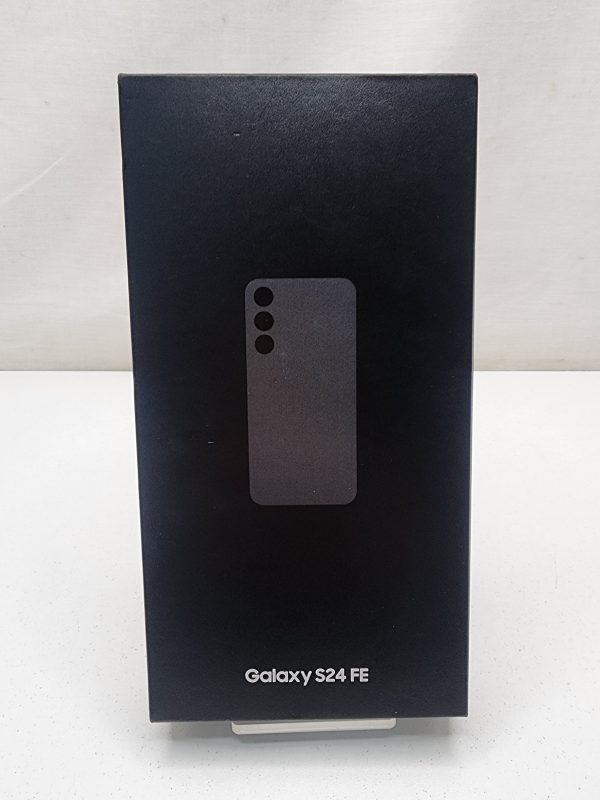 Samsung Galaxy S24 FE 128GB Graphite w/ Charger - IP394457