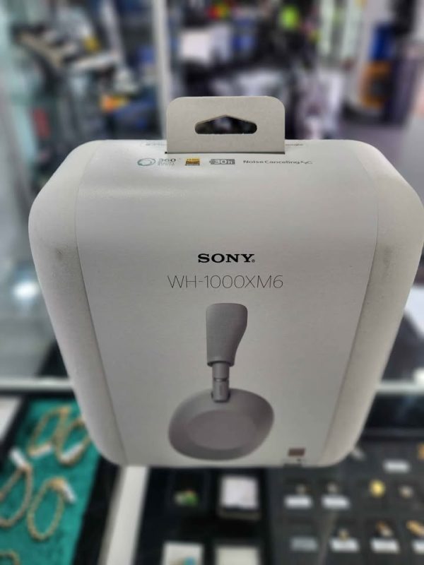 SONY HEAD PHONES (WH1000XM6) IN SEALED BOX #GN392695 - Image 8