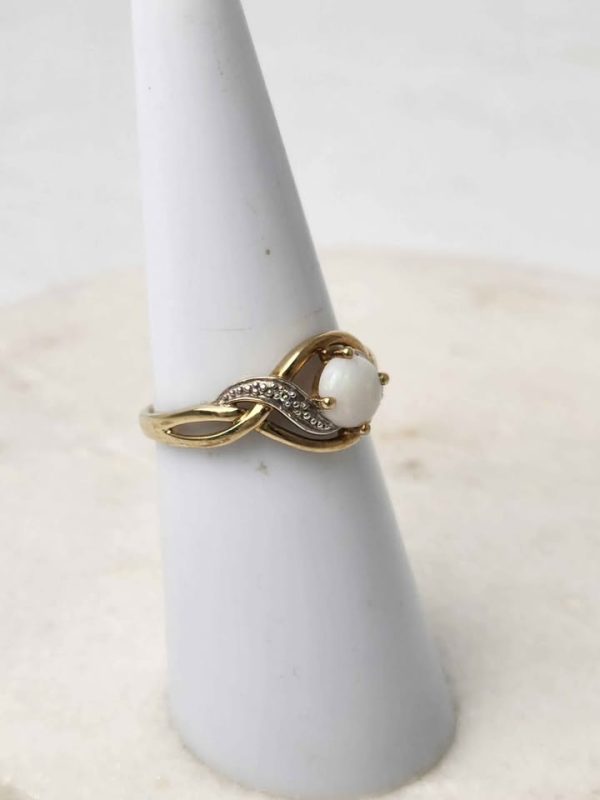 9CT YELLOW GOLD OPAL RING #GN392324 - Image 5