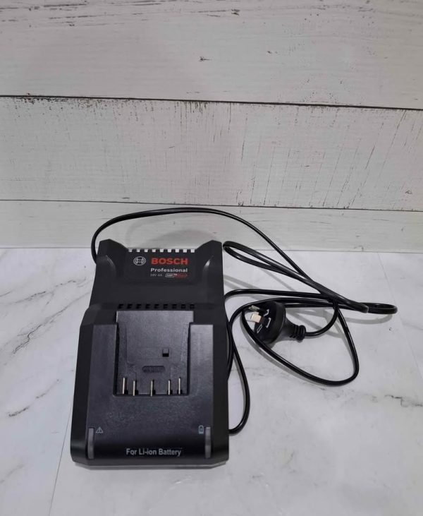 BOSCH BATTERY AND CHARGER TW387498 - Image 6