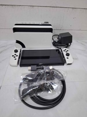 NINTENDO SWITCH CONSOLE TW382885
