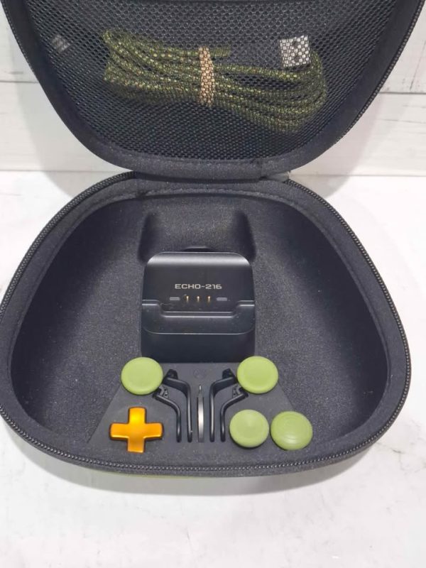 XBOX CONTROLLER WITH ACCESSORIES TW391139 - Image 5