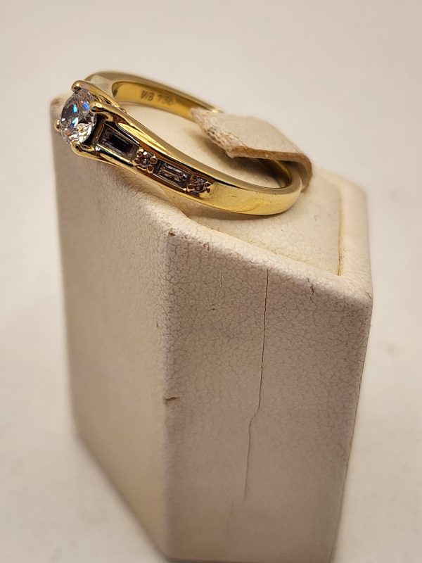 Ladies 18CT Yellow Gold Solitaire Diamond Ring - IP389149 - Image 5