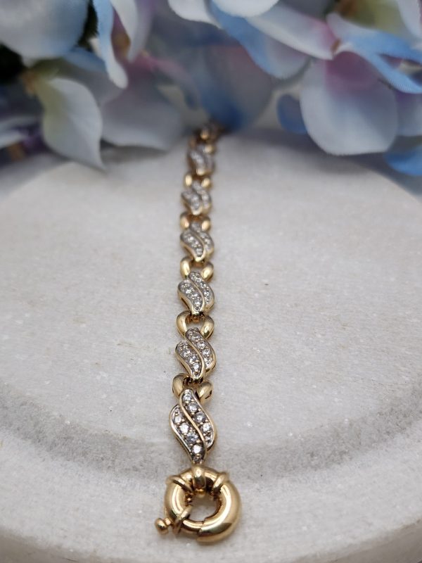 9CT Yellow Gold Diamond Link Bracelet (9.8gms) - BP313973 - Image 12