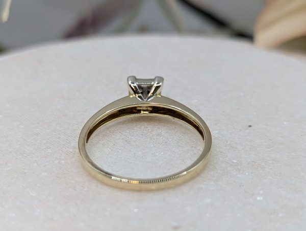 Valuated Ladies 9CT Yellow and White Gold Diamond Set Ring (3.12gms) - BP352406 - Image 4