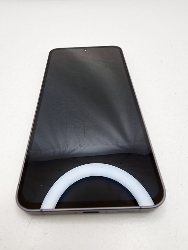 Samsung Galaxy S24 FE 128GB Graphite w/ Charger - IP394457 - Image 9