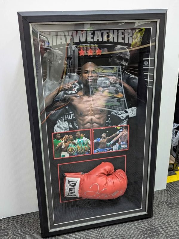 Framed Mayweather Autographed Glove Memorabilia - BP391465