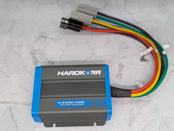 Hardkorr 25A DC-DC Charger w/ MPPT Solar Regulator - BP391128 - Image 6