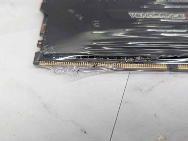 Corsair Vengeance RGB Pro 16GB Desktop RAM Unit - BP389971-2 - Image 6
