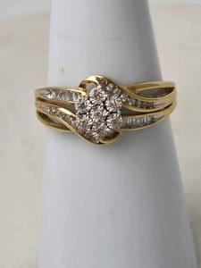 9CT YELLOW GOLD RING #GN390564