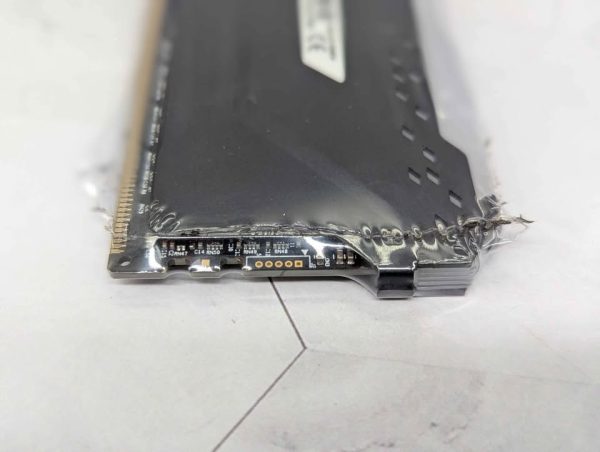Corsair Vengeance RGB Pro 16GB Desktop RAM Unit - BP389971-2 - Image 4