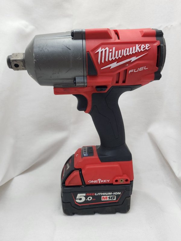 Milwaukee Impact Wrench M18 One Key w/ 5.0Ah - IP393551 - Image 3