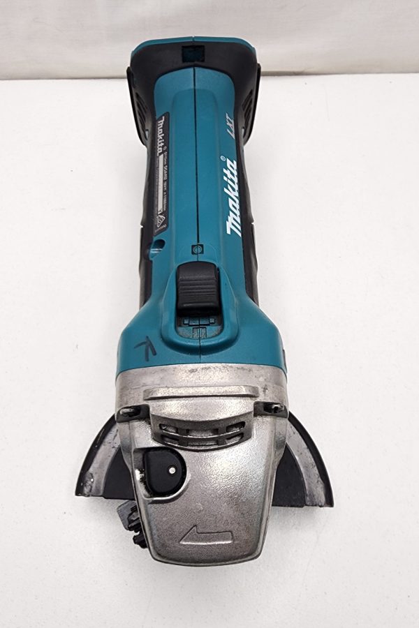 Makita Angle Grinder 115mm DGA452 Skin Only - IP392702 - Image 8