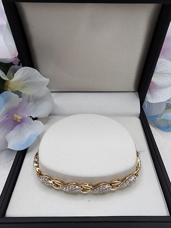 9CT Yellow Gold Diamond Link Bracelet (9.8gms) - BP313973 - Image 19