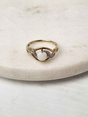 9CT YELLOW GOLD OPAL RING #GN392324