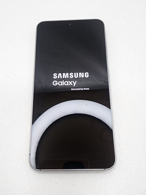 Samsung Galaxy S25 w/ Charger 256GB Silver Shadow- IP394456 - Image 6