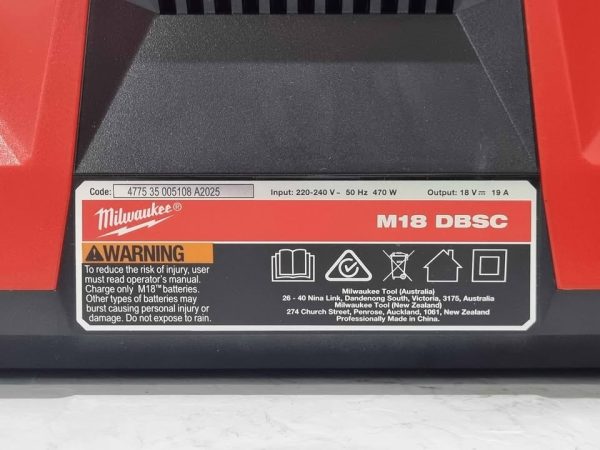 MILWAUKEE DUAL CHARGER TW391265 - Image 16