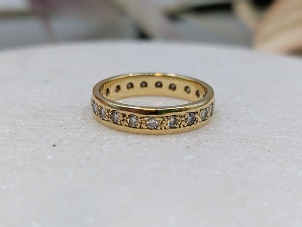 Valuated Ladies 18CT Yellow Gold Diamond Band Ring (4.13gms) - BP373758 - Image 3