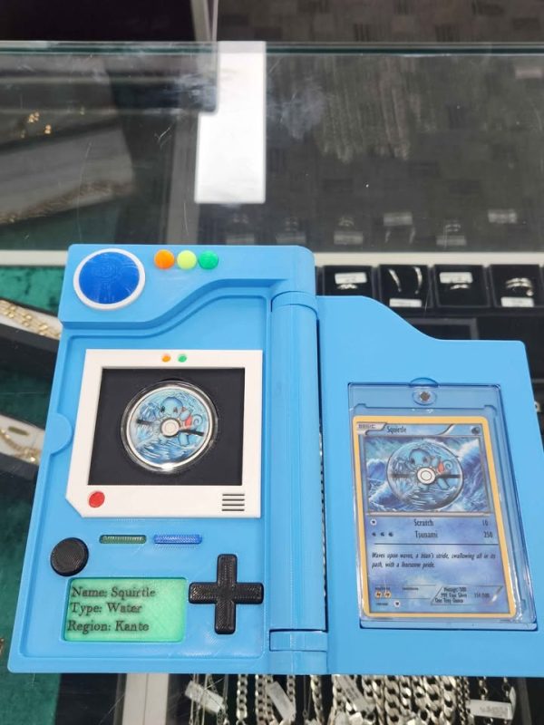 SQUIRTLE POKEMON TRADING CARD IN BLUE CASE WITH SILVER COIN #GN392535 - Image 3