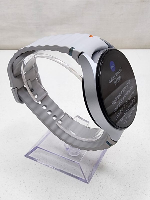 Samsung Galaxy Watch 7 LTE & GPS 44mm w/ Charger - IP391613 - Image 5