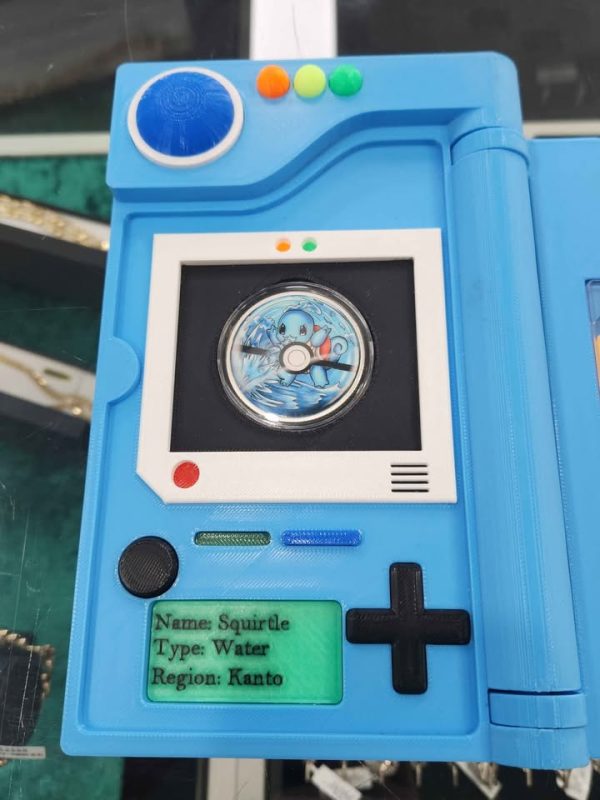 SQUIRTLE POKEMON TRADING CARD IN BLUE CASE WITH SILVER COIN #GN392535 - Image 5