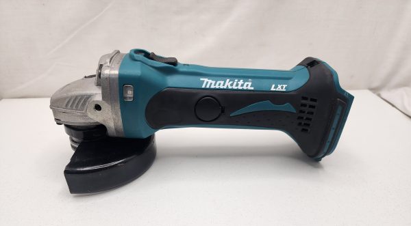 Makita Angle Grinder 115mm DGA452 Skin Only - IP392702