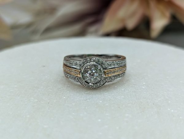 Valuated Lady's 18CT White Gold and Diamond Cluster Ring w/ Rose Gold Plating (9.1gms) - BP311199 - Image 20