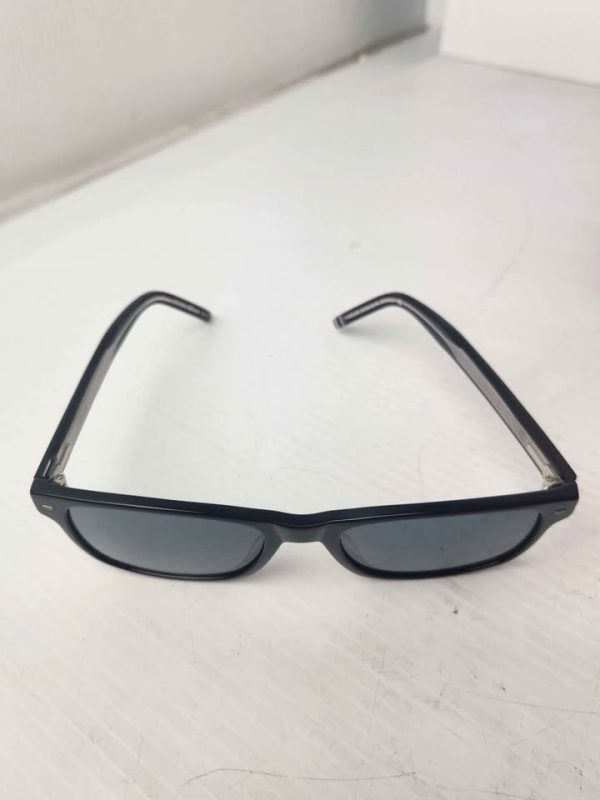 TOMMY HILL SUN GLASSES #GN389840 - Image 5