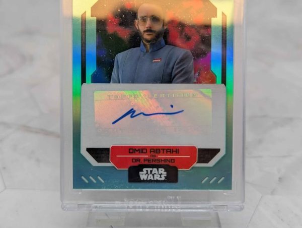 Topps Finest Star Wars Omid Abtahi as Dr. Pershing Autograph Card (067/199) - BP390993-10 - Image 4